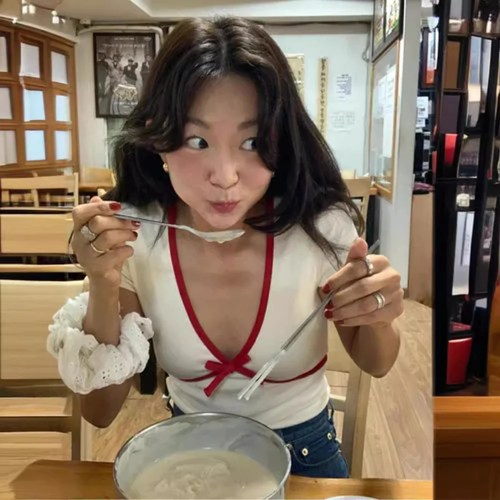 Uveng Uveng French Bow Patchwork Color Top Female Girl Slim Short V-Neck Short-Sleeved T-Shirt