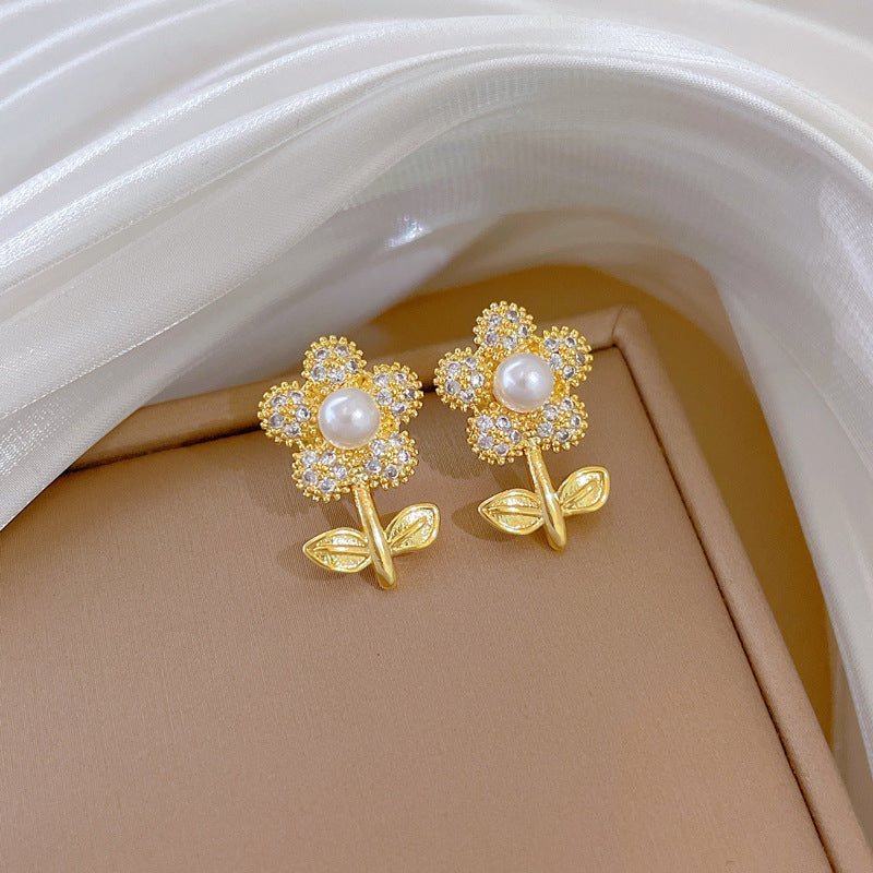 Necklace Earring Set Full Of Diamond Leaves And Flowers Personalized Banquet Earrings And Pendant Set