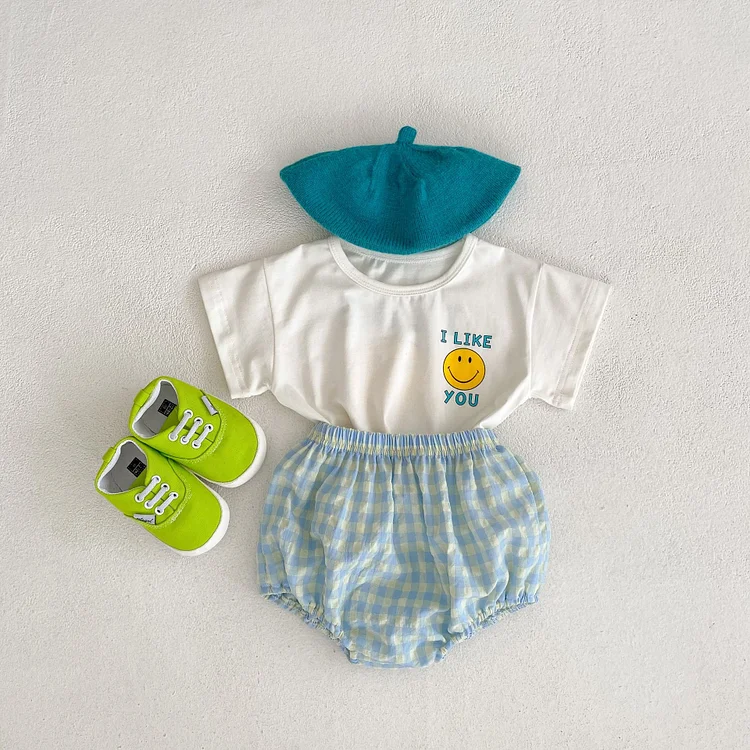 2pcs Baby Toddler Boy/Girl Smiling Face Print T-shirt and Plaid Shorts Set