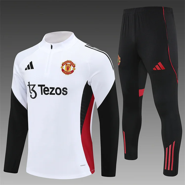 Manchester United 25/26 half-length training jersey