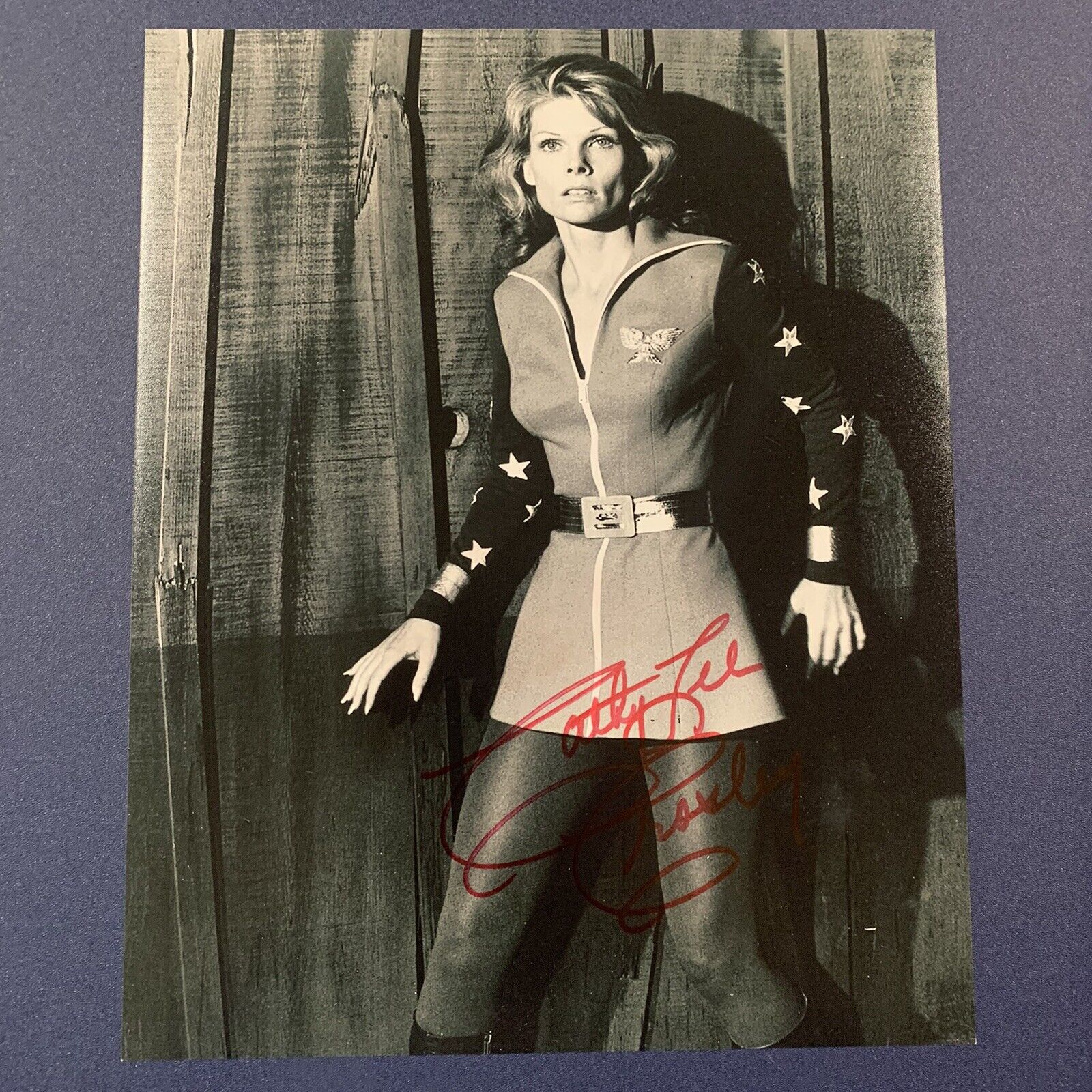 CATHY LEE CROSBY HAND SIGNED 8x10 Photo Poster painting ACTRESS WONDER WOMAN AUTOGRAPHED COA