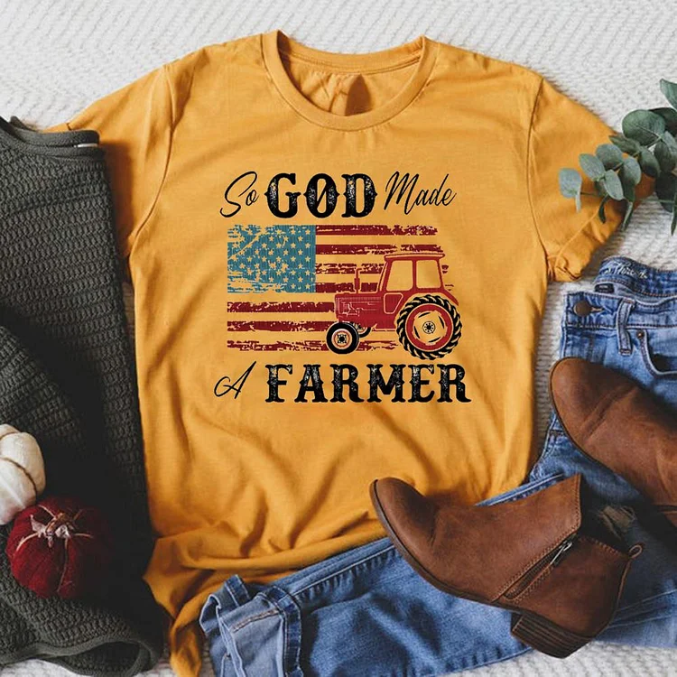 So God Made a Farmer Round Neck T-shirt-0018761