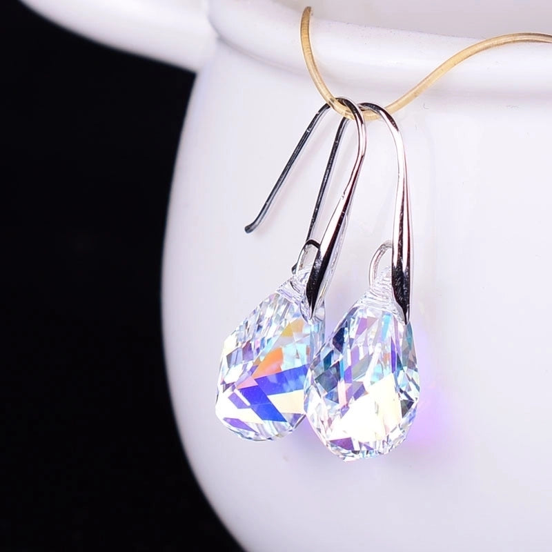 New Earrings Colorful Crystal Japanese And Korean Fashion Jewelry Shiny Simple Temperament  Earrings