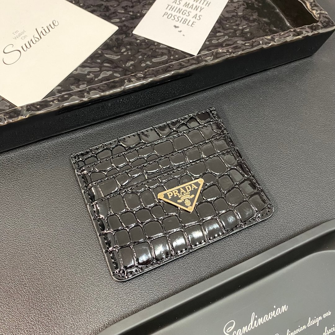 PRADA Crocodile Leather Card Storage Wallet Triangle Logo Card Holder