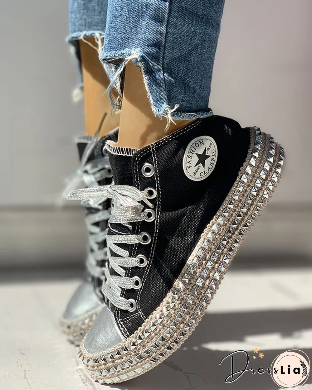 Leopard Rivet Embellished  Lace-Up Sneakers
