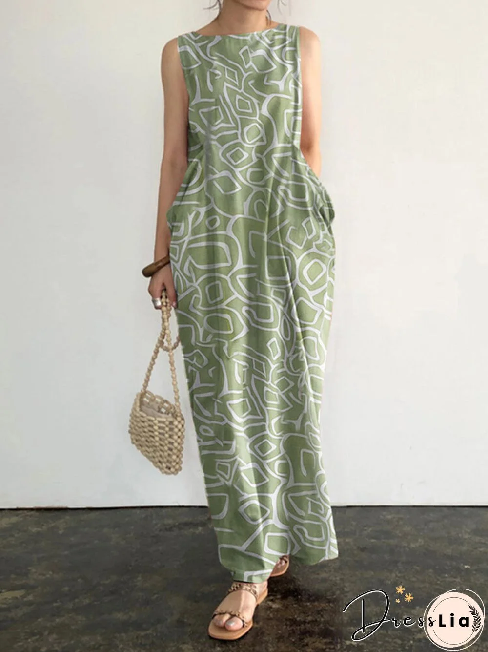 Sleeveless Round Neck Pocket Print Paisley Maxi Dress