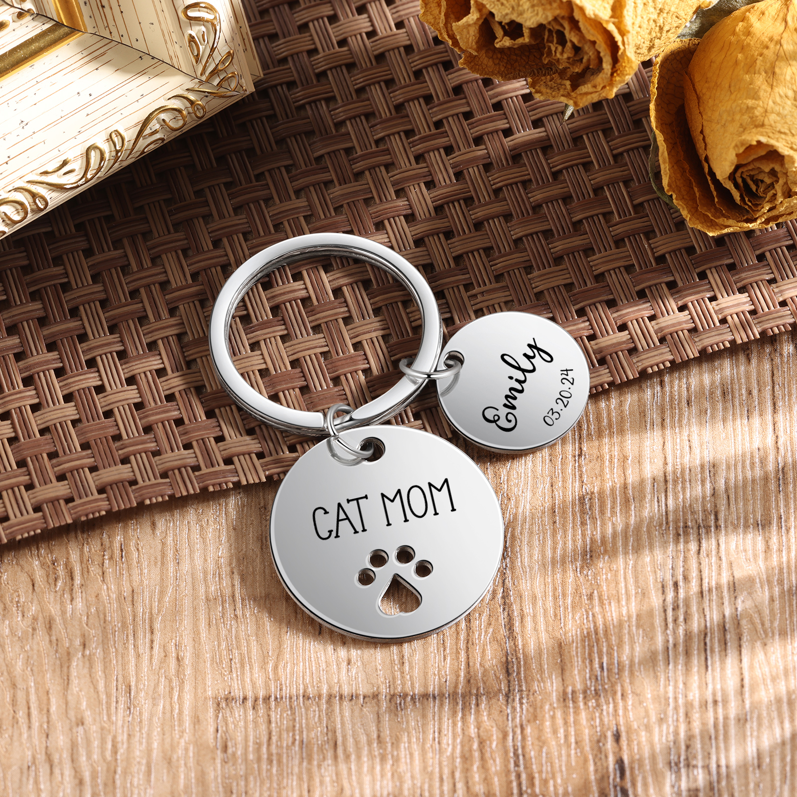 Personalised 1 Name & 1 Date & 1 Text Keychain Cat Paw Circle Charm Keychain Gifts for Mother/Grandma-Jessemade AU