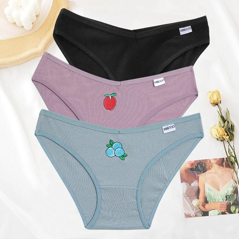 FINETOO 3PCS/Set Women Cotton Embroidery Fruit Panties Underwear V Waist Female M-XL Woman's Briefs Pantys Intimates Lingerie