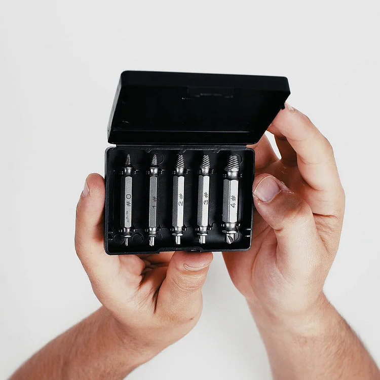 Damaged Screw and Bolt Extractor Kit