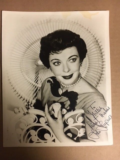 Ida Lupino Vintage 8x10 Signed Photo Poster painting Auction House COA**