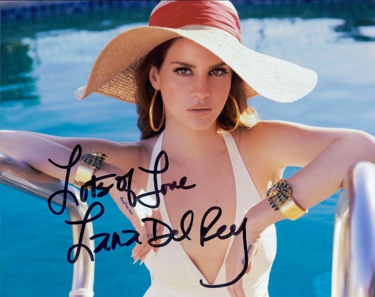 Lana Del Rey signed 8x10 Photo Poster painting in-person