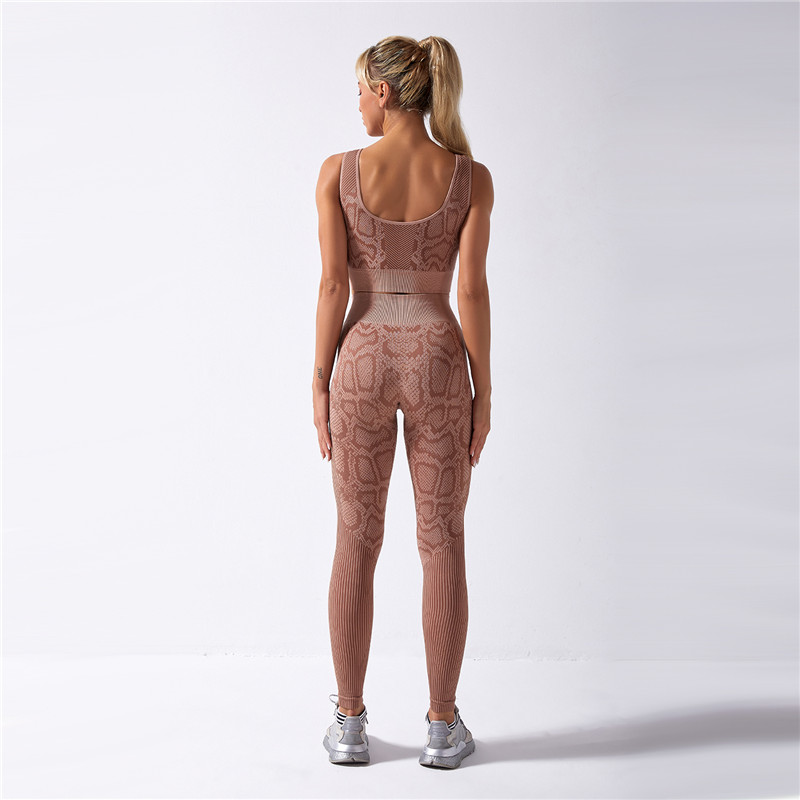 Hergymclothing sustainable yoga clothes