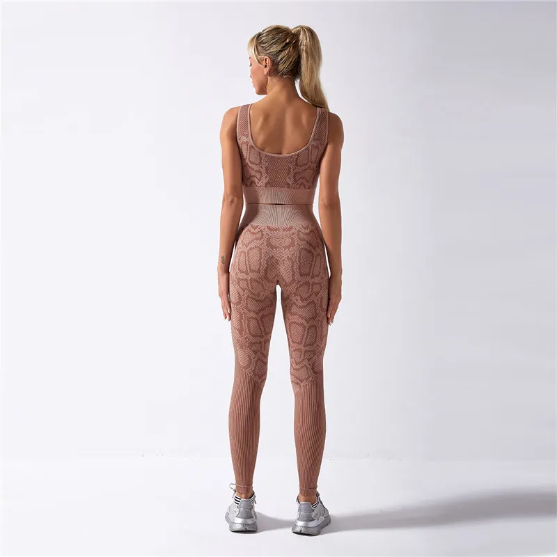 Hergymclothing sustainable yoga clothes