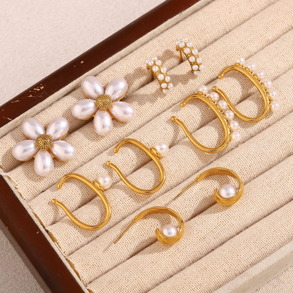 French Exquisite Stainless Steel Plated 18K Gold Curling Wrapped French Pearl Flower Earrings