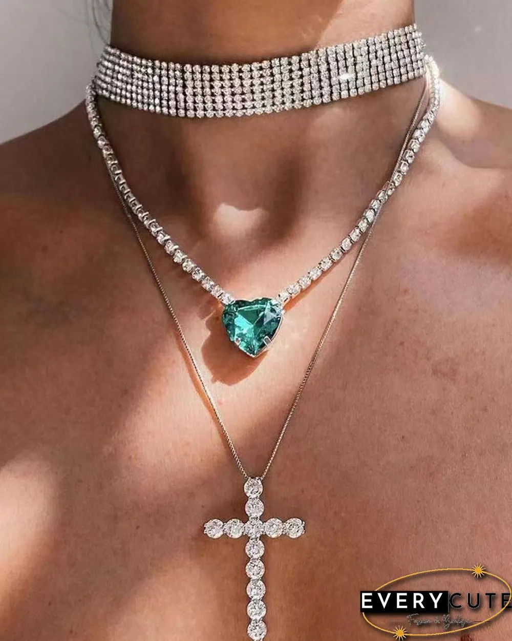 3PCS Heart Shaped Rhinestone & Cross Pattern Studded Layered Necklace