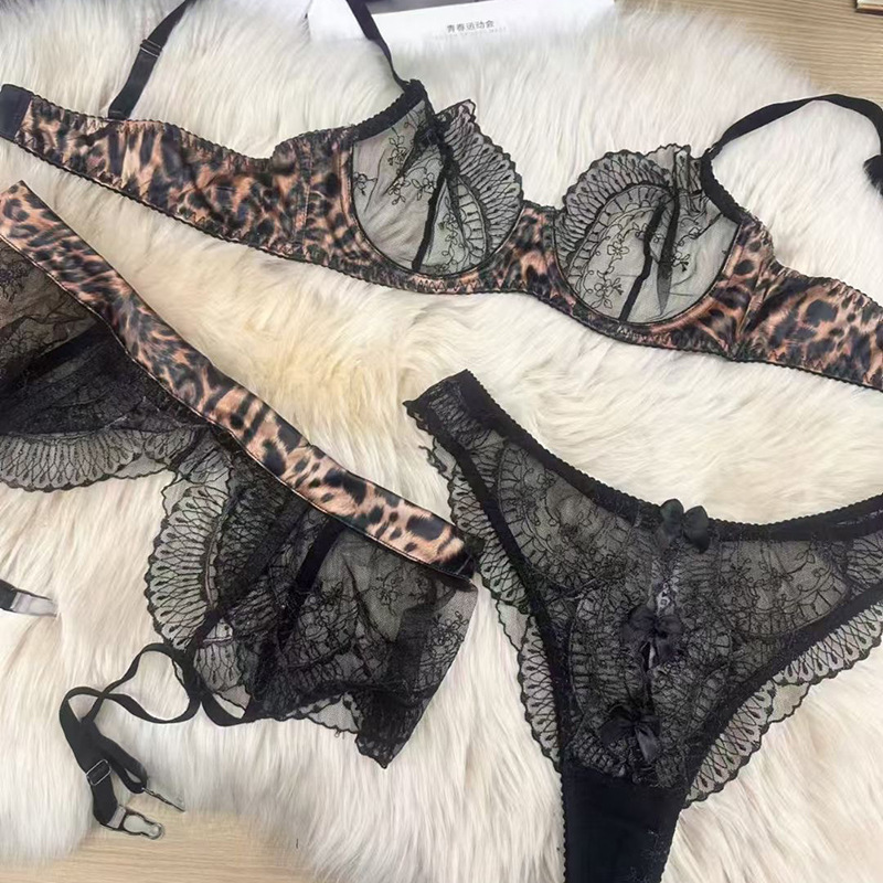 Lovingerie -  French Ultra-Thin with Leopard Print Embroidered Lace Busty Reduction Sexy Plus-Size Lingerie Set