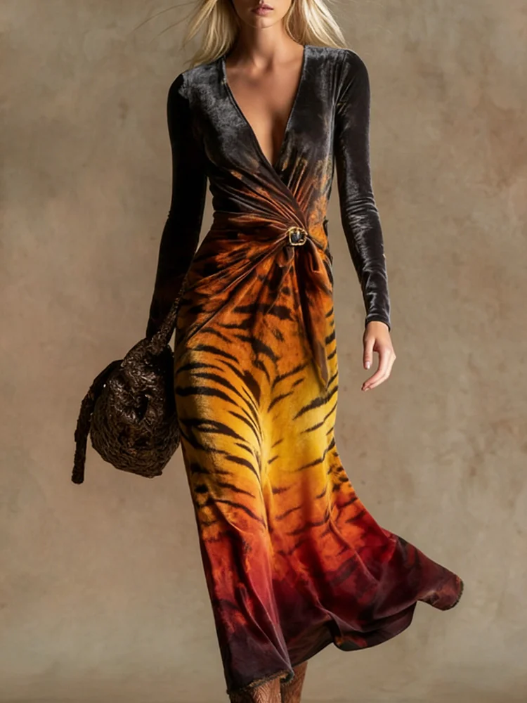 vintage print V-neck velvet maxi dress