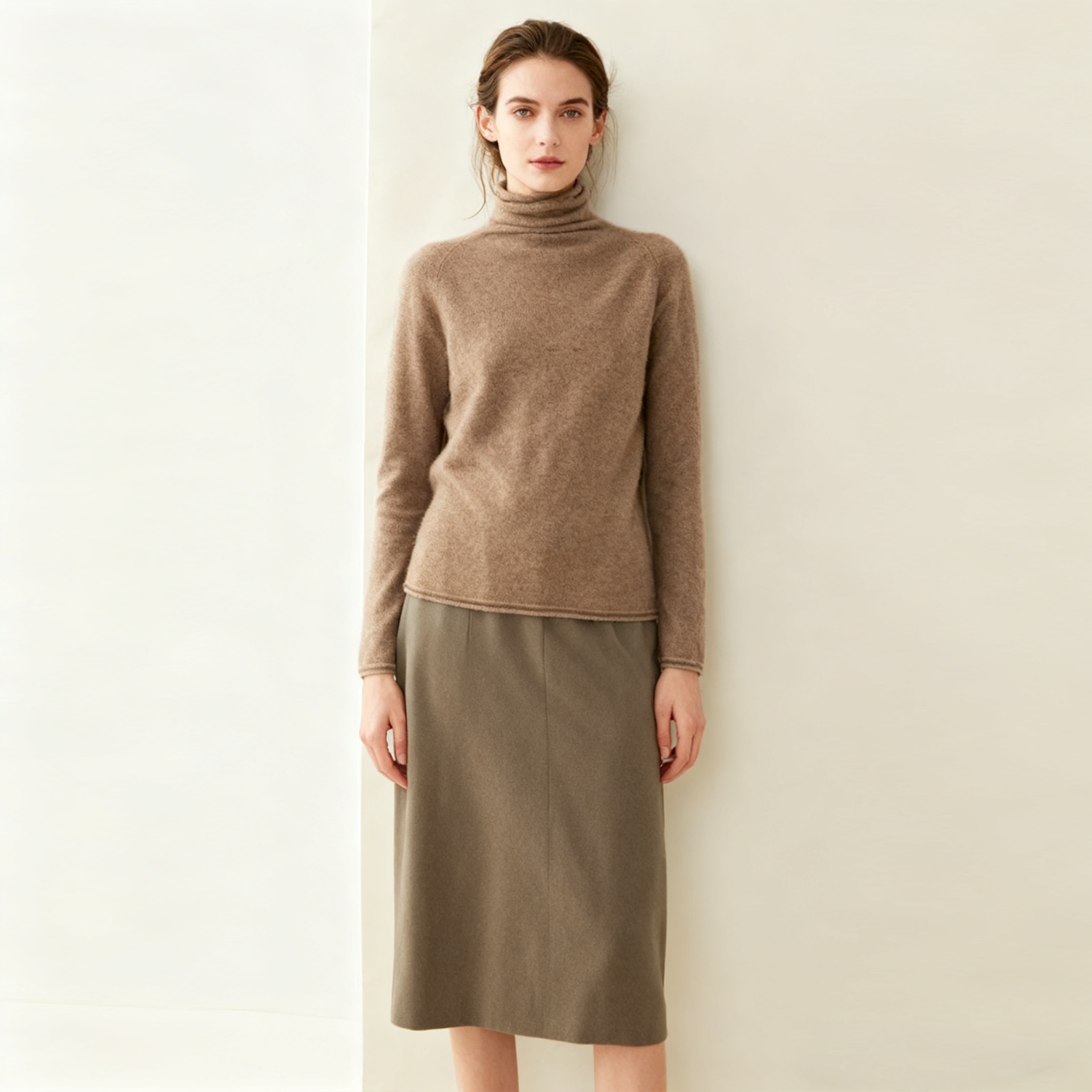 Women's Classic Turtleneck Cashmere Sweater REAL SILK LIFE