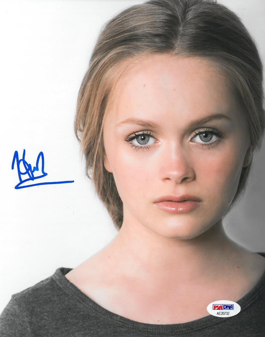 Hannah Nordberg Signed Authentic Autographed 8x10 Photo Poster painting PSA/DNA #AE20732