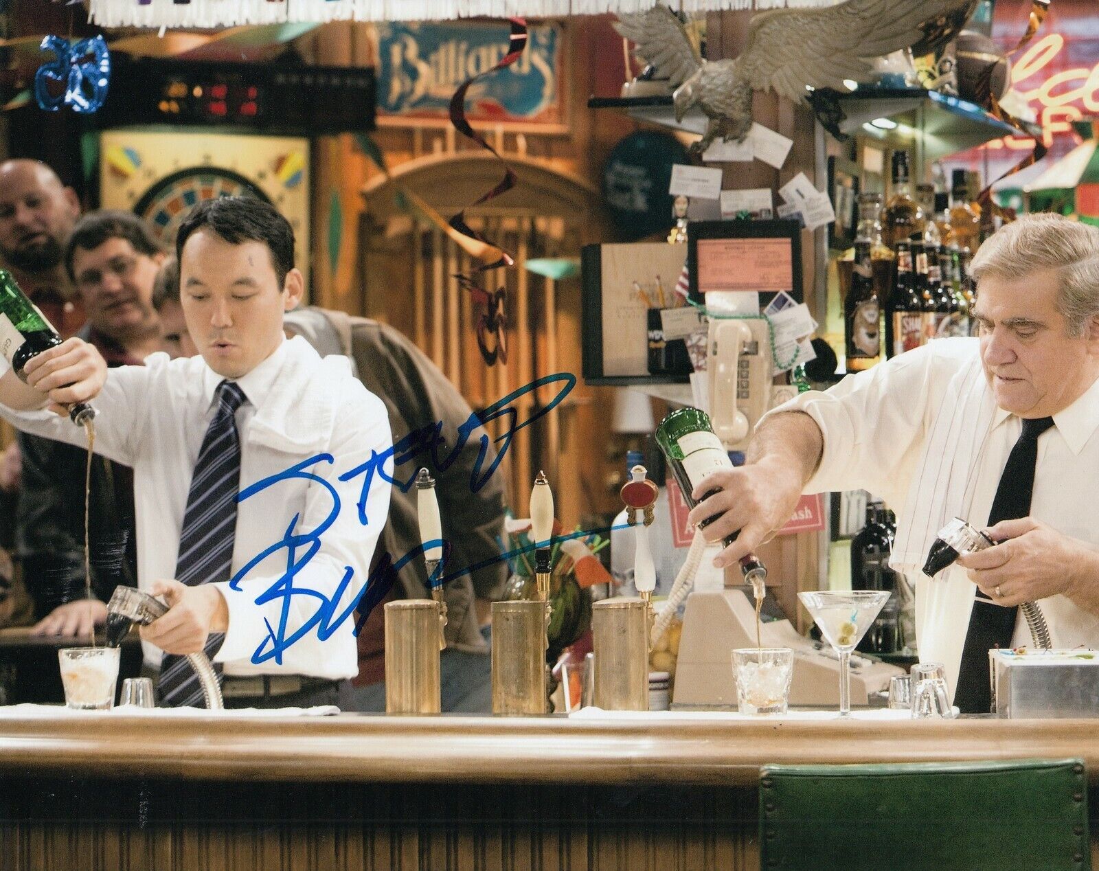 STEVE BYRNE signed (SULLIVAN & SON) TV SHOW 8x10 Photo Poster painting *Steve* W/COA #9