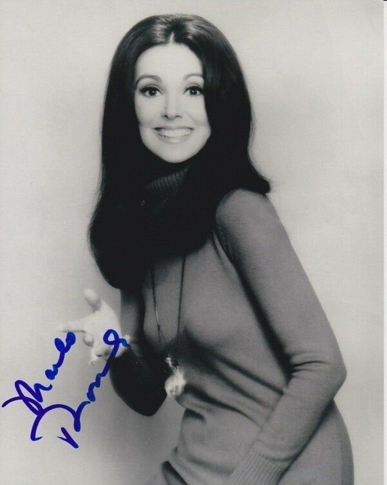 Marlo thomas signed autographed Photo Poster painting