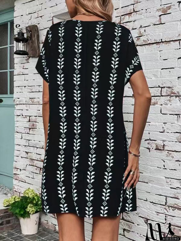 MidiSono - Effortless and Chic Dress