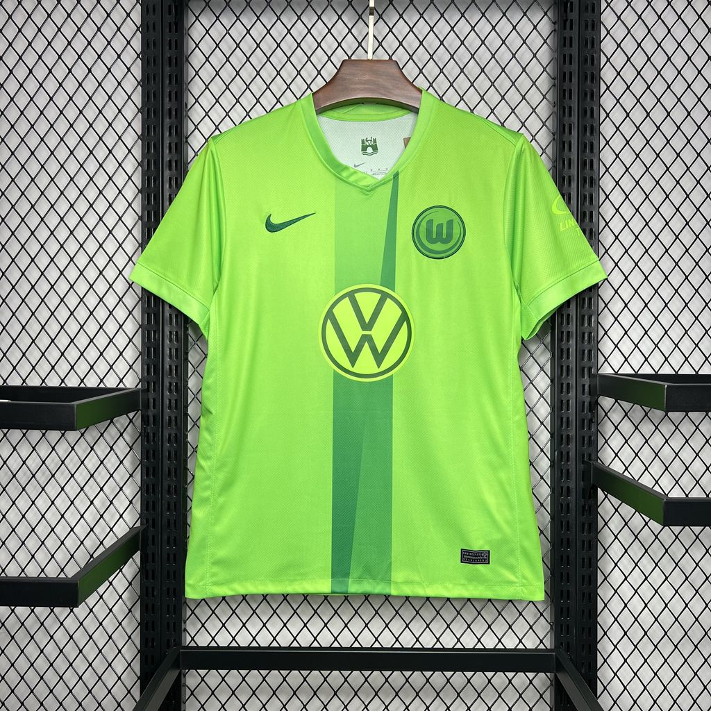 Wolfsburg Maillot foot 2024 2025 domicile  Maillot De Fou, site maillot de foot pas cher