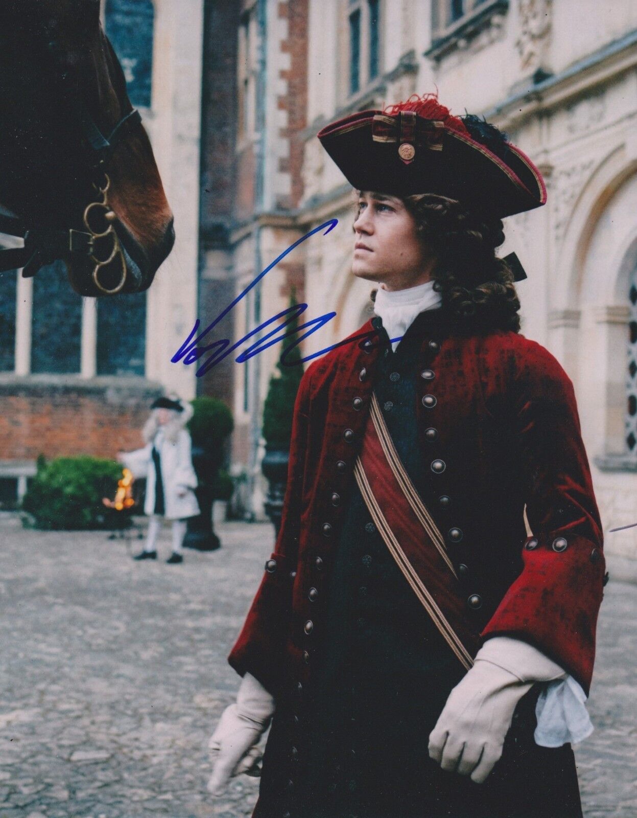 Joe Alwyn Signed The Favourite 10x8 Photo Poster painting AFTAL