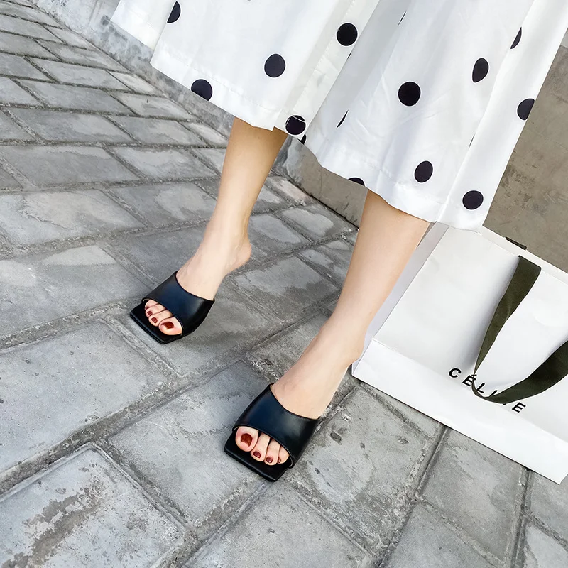 Churchf Churchf Runway Show Web Celebrity Blogger With The Same Simple And Versatile High Heel Slippers Fashion Square Head Sandals 979-2