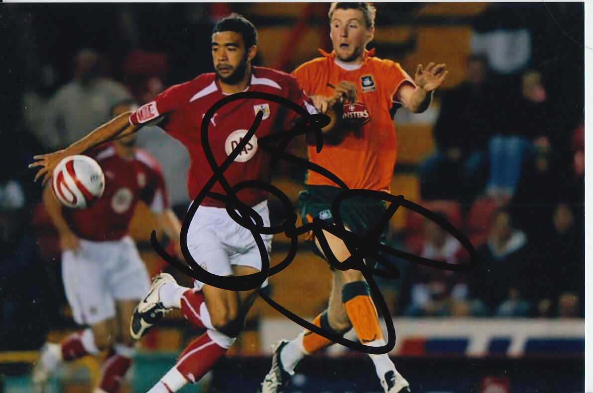 BRISTOL CITY HAND SIGNED LIAM FONTAINE 6X4 Photo Poster painting 2.