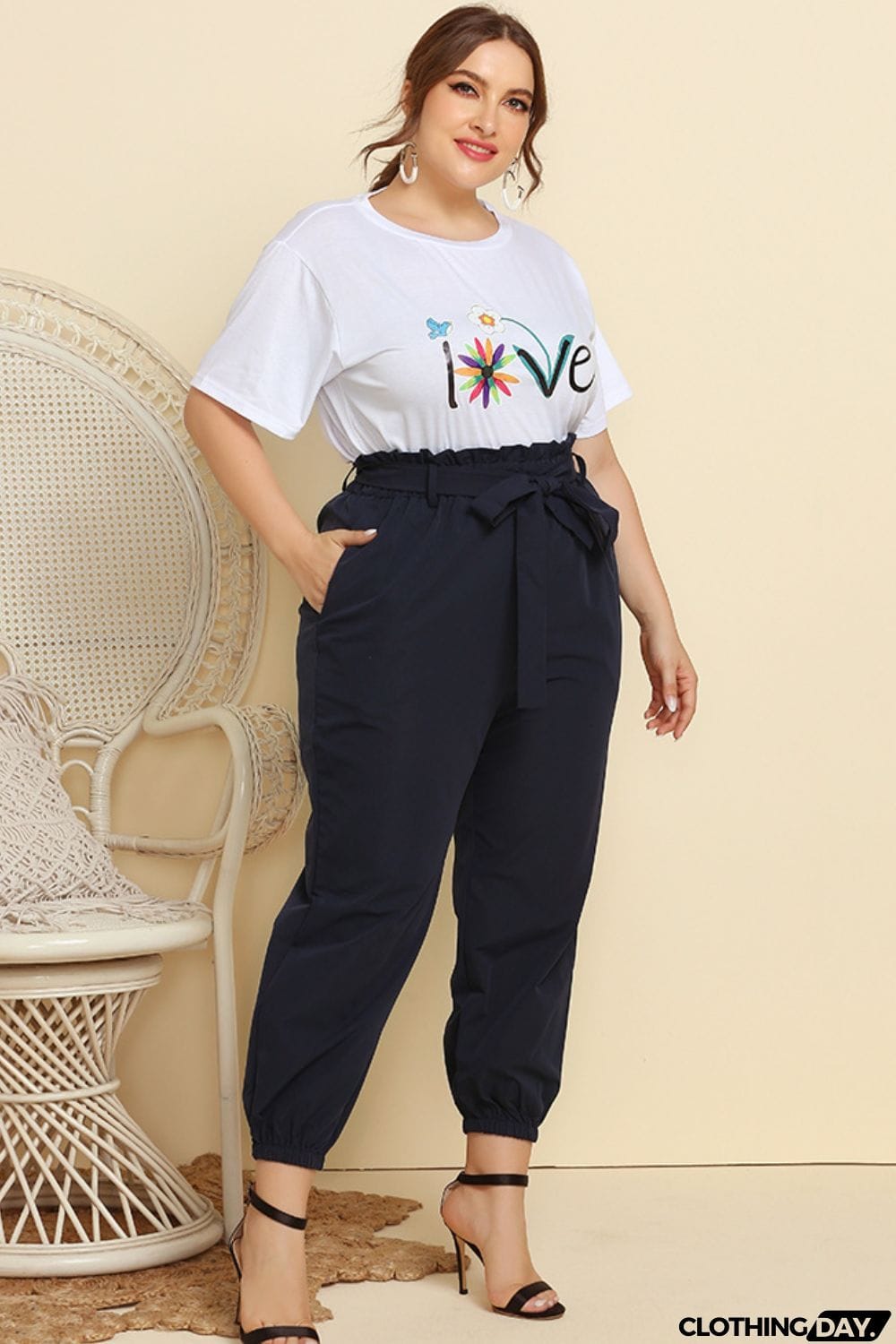 Graphic Tee and Belted Paperbag Joggers Set