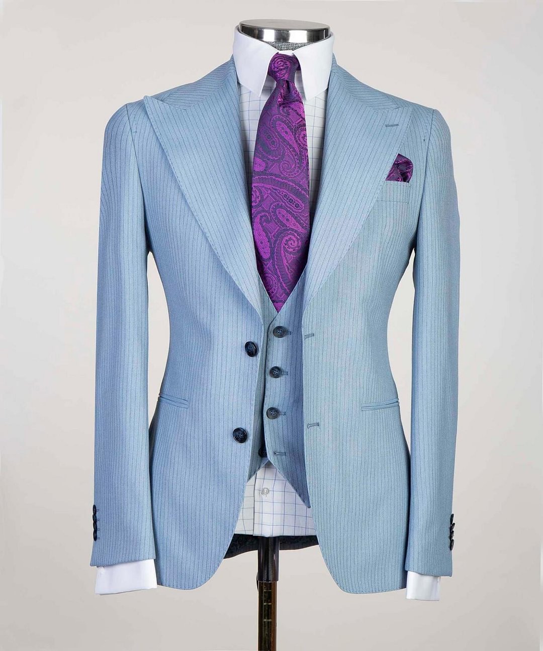 Men's light blue pinstriped 3pcs wide lapel suit.