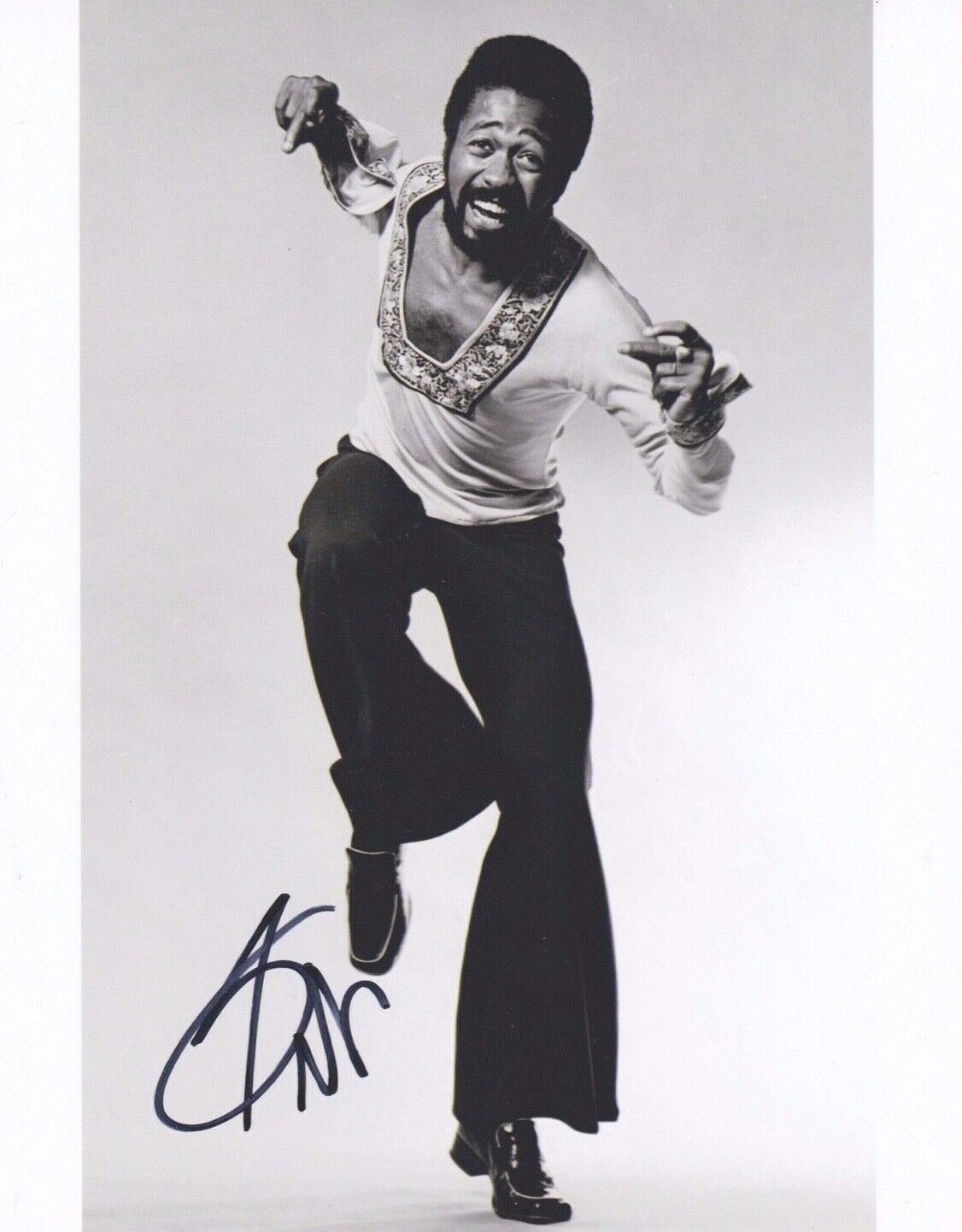 Signed Original B&W Photo Poster painting of Ben Vereen of Entertainment