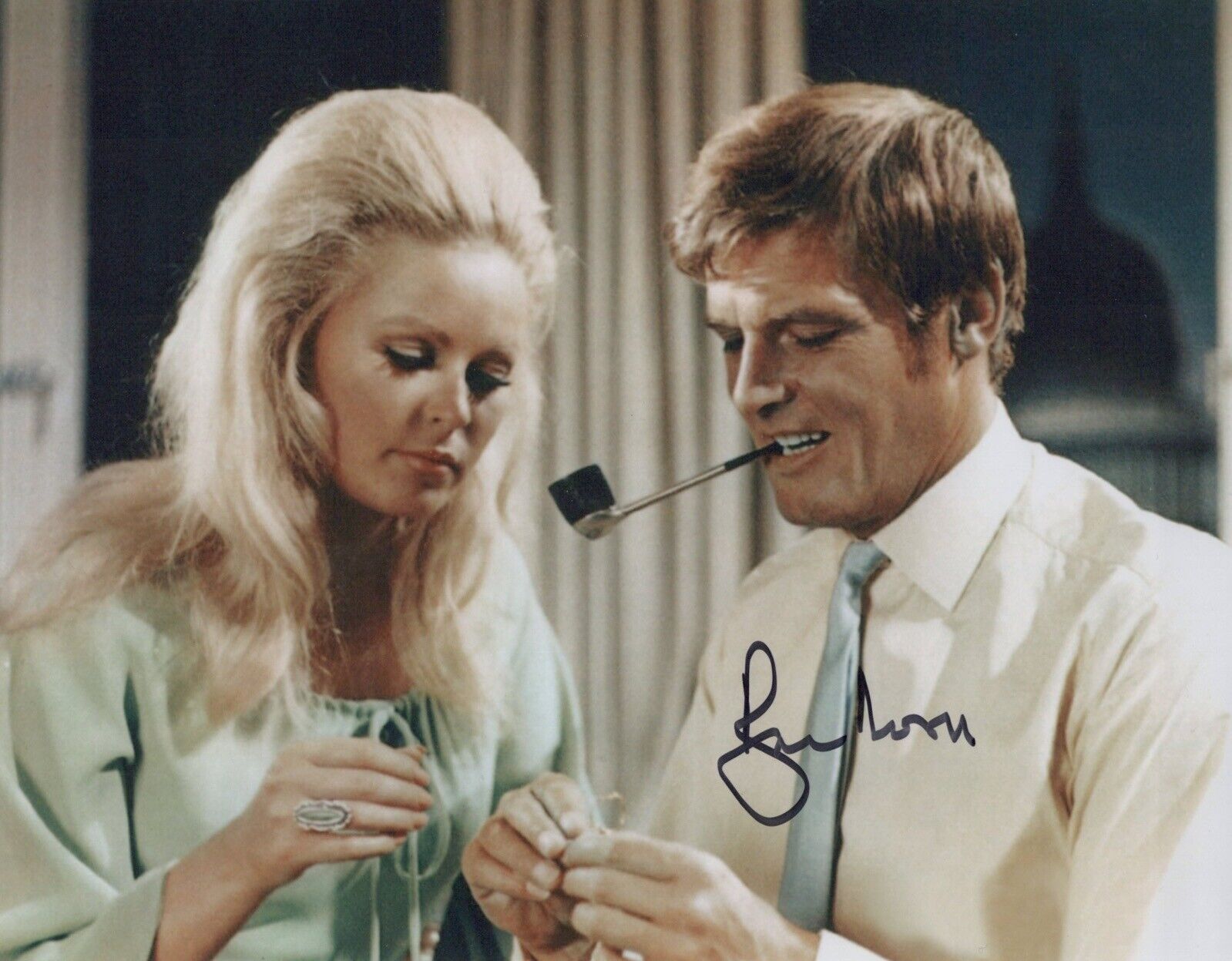 James Bond actor Roger Moore signed CROSSPLOT movie 8x10 Photo Poster painting