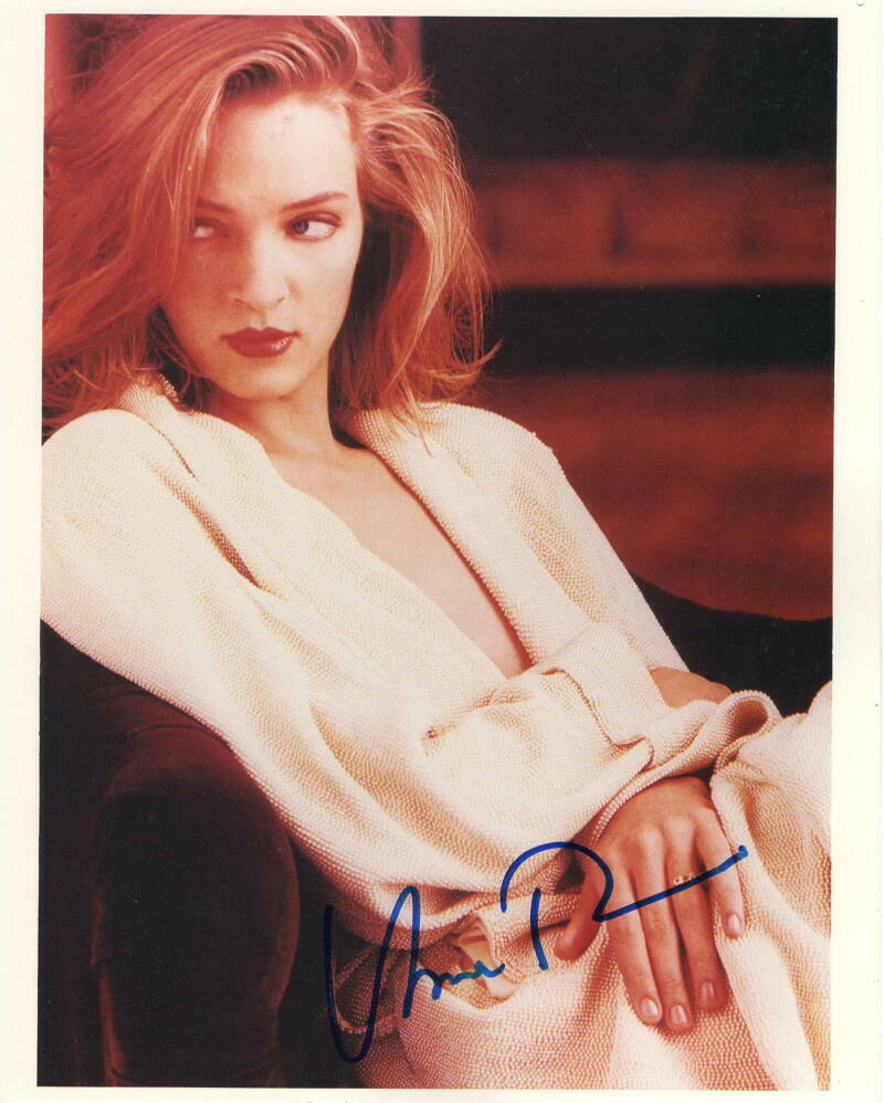 UMA THURMAN SIGNED AUTOGRAPH 8X10 Photo Poster painting - SEXY PULP FICTION & KILL BILL STAR