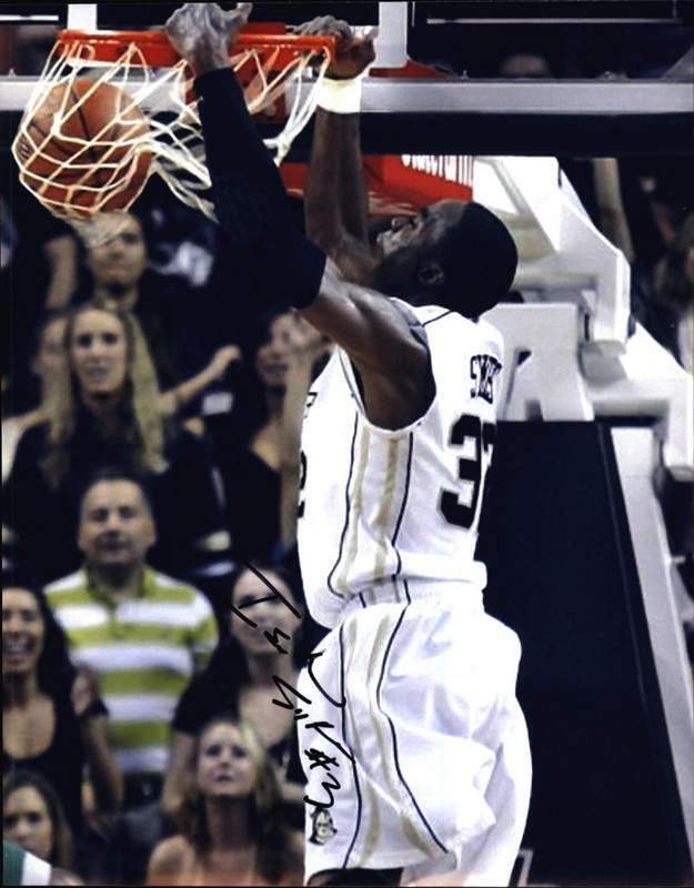 Isaiah Sykes signed NBA basketball 8x10 Photo Poster painting W/Certificate Autographed 005