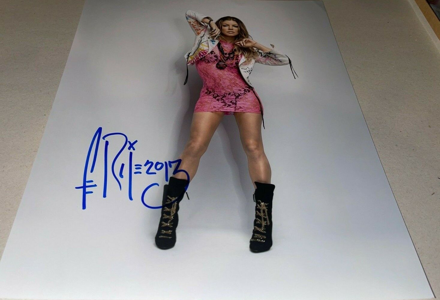 Fergie BEP Stacy Ferguson Black Eyed Peas Signed 11x14 Photo Poster painting Autographed COA