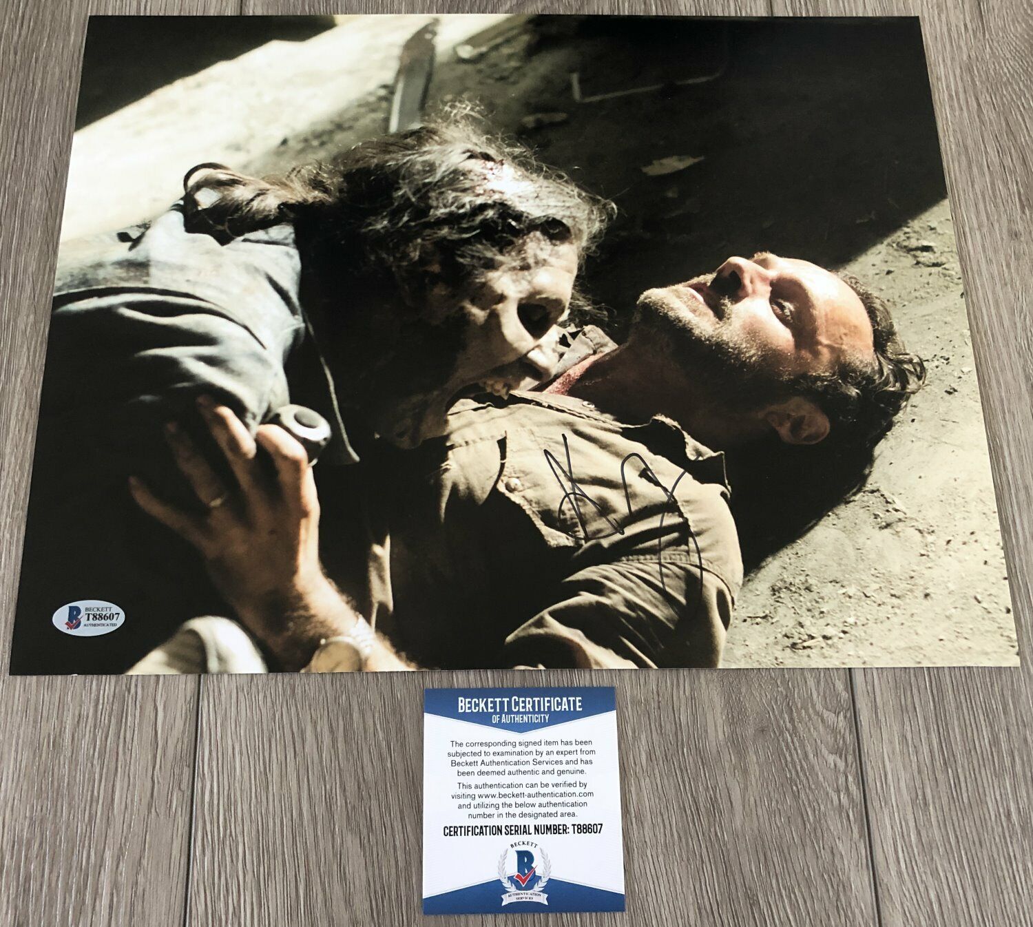 ANDREW LINCOLN SIGNED THE WALKING DEAD 11x14 Photo Poster painting C w/PROOF & BECKETT BAS COA