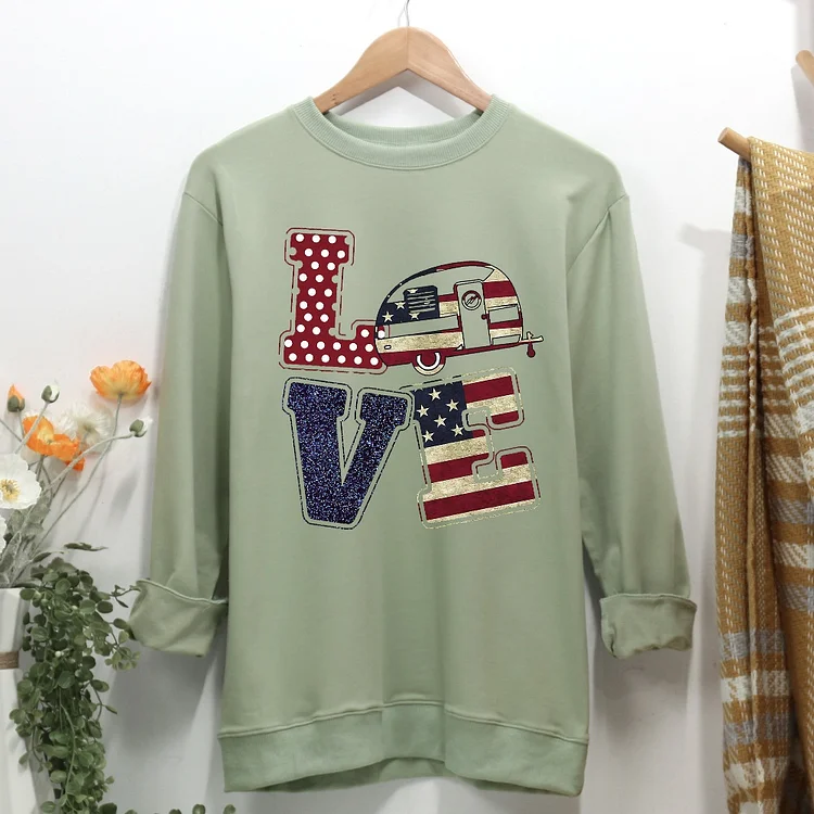 CAMPING LOVE USA FLAG Women Casual Sweatshirt