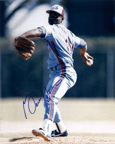 GENE HARRIS MONTREAL EXPOS ACTION SIGNED 8x10