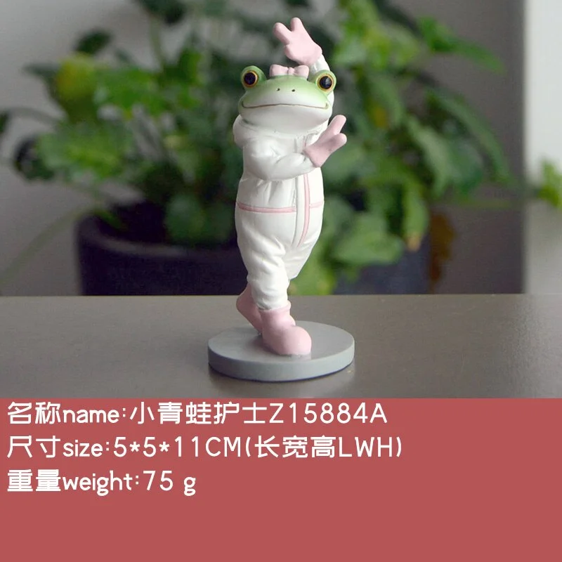 Everyday Collection House Decor Figurines Animal figurines Cute Rabbit Piggy Cat Gift Frog Figurines with Mask for Home Desk