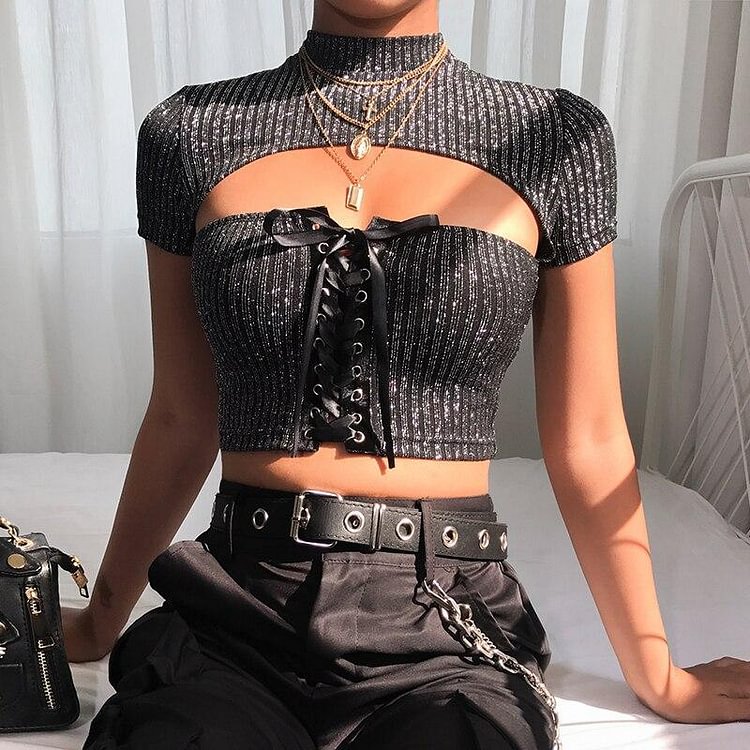 GOTH HOLLOW OUTSHORT SLEEVE DARK GRAY CROP TOP