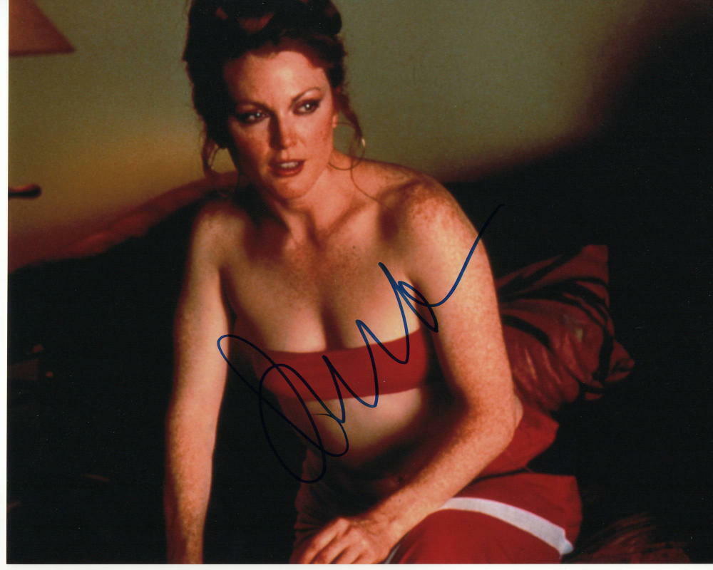 JULIANNE MOORE SIGNED AUTOGRAPHED 8X10 Photo Poster painting - BIG LEBOWSKI, BOOGIE NIGHTS 4