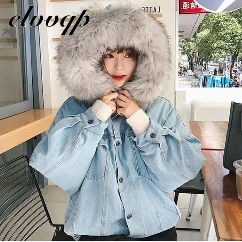 Fashion Women Short Denim Jacket Autumn Winter Plush Warm Fluffy Fur Collar Hooded Bomber Jeans Jackets Women Coat High Quality