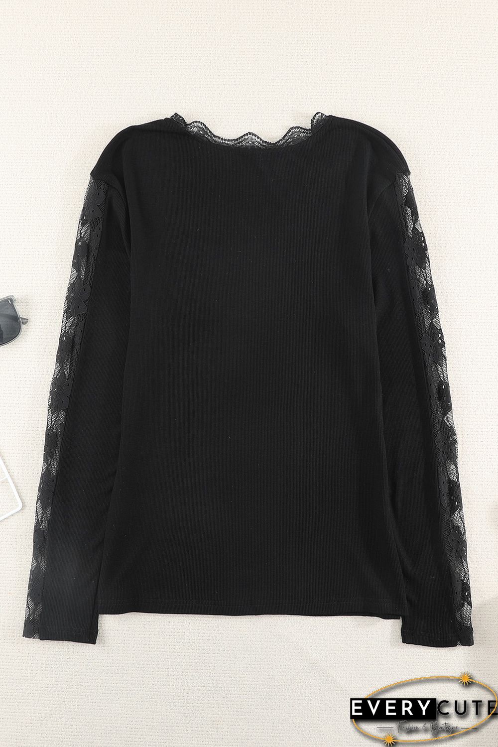 Lace Splicing Scallop V Neck Long Sleeve Blouse