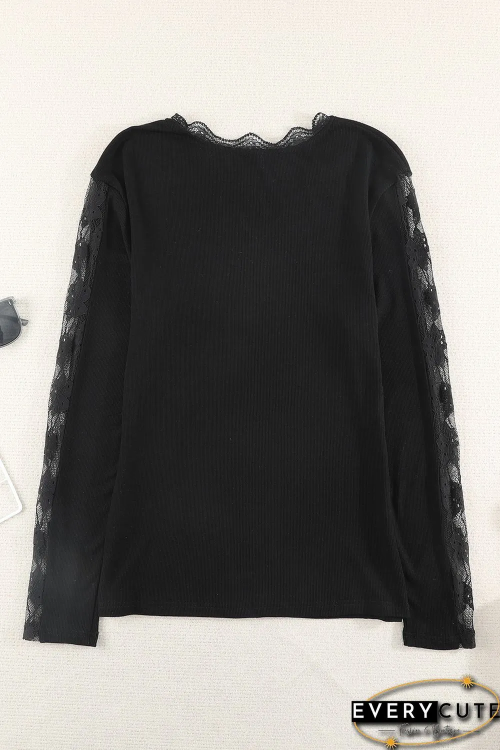 Lace Splicing Scallop V Neck Long Sleeve Blouse
