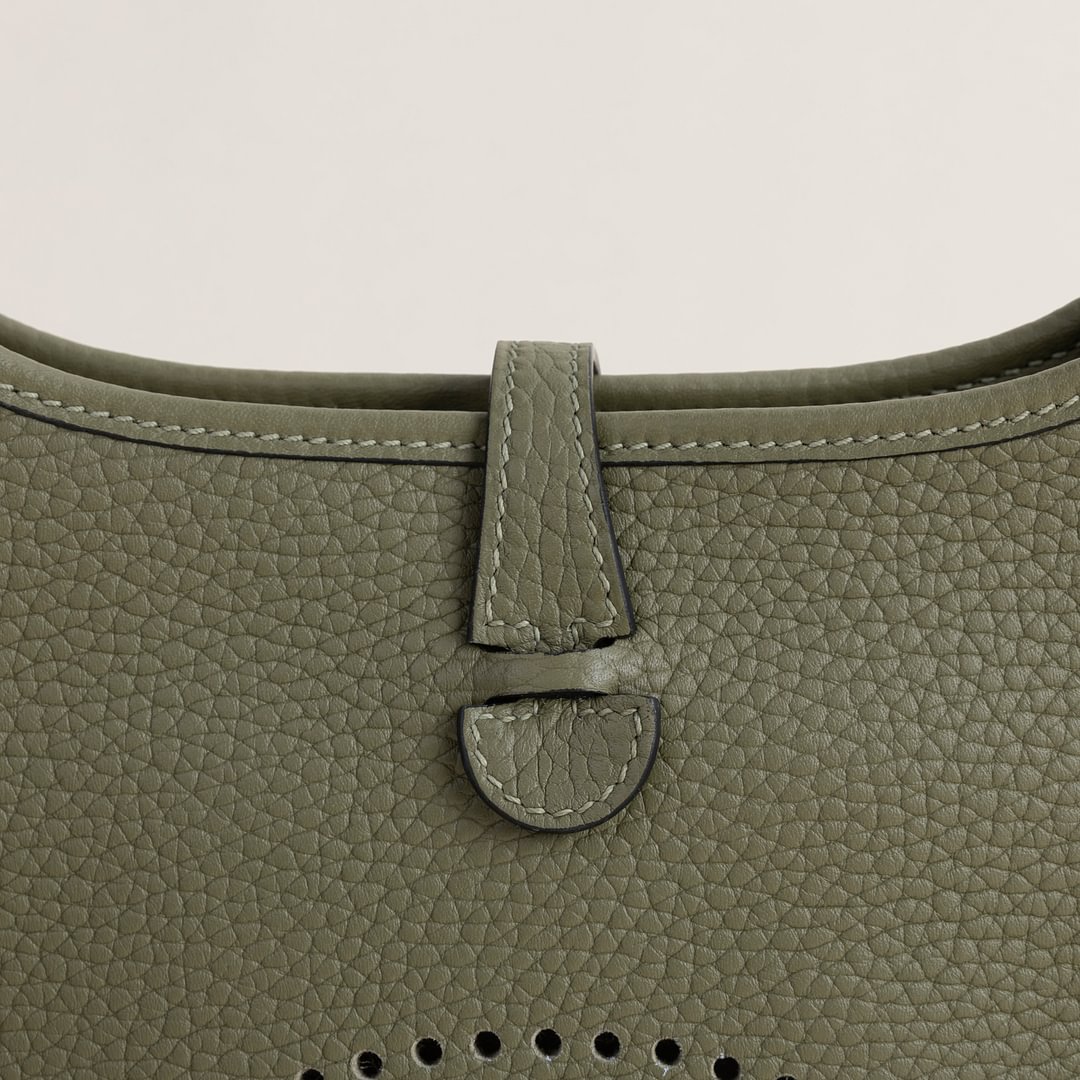 Evelyne mini Clemence Q1 Sauge PHW