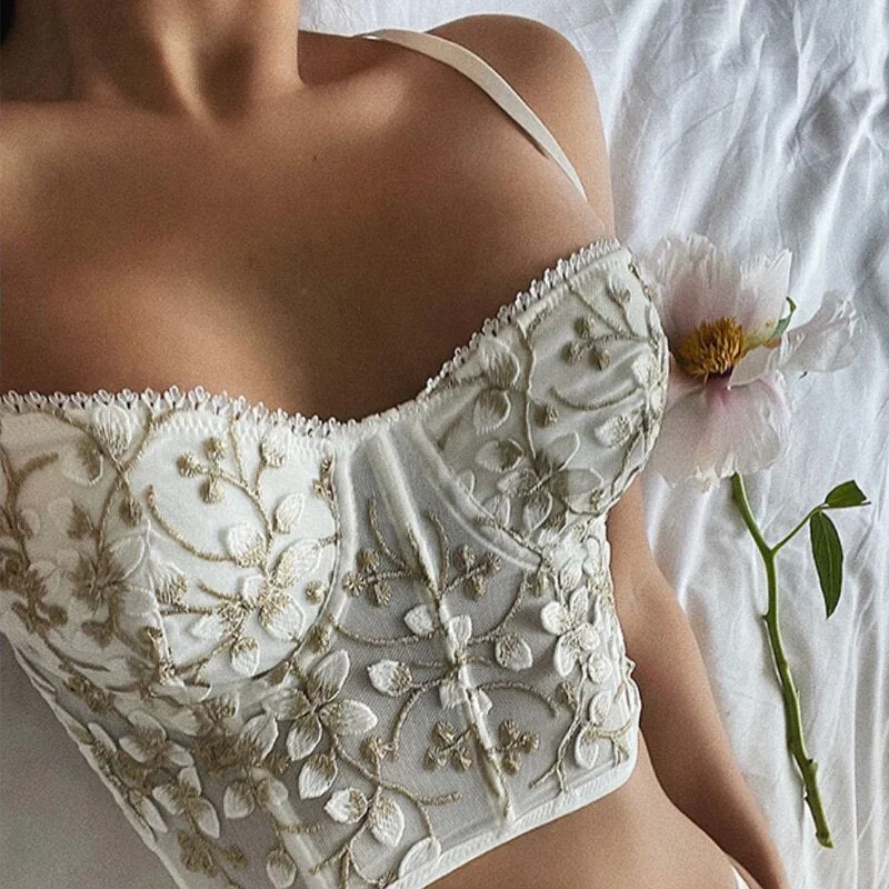 Meet'r Classic Women underwear Set Lace Sexy Push Up Bra And Panty Sets Embroidered Brassiere Adjustable Gathered Lingerie