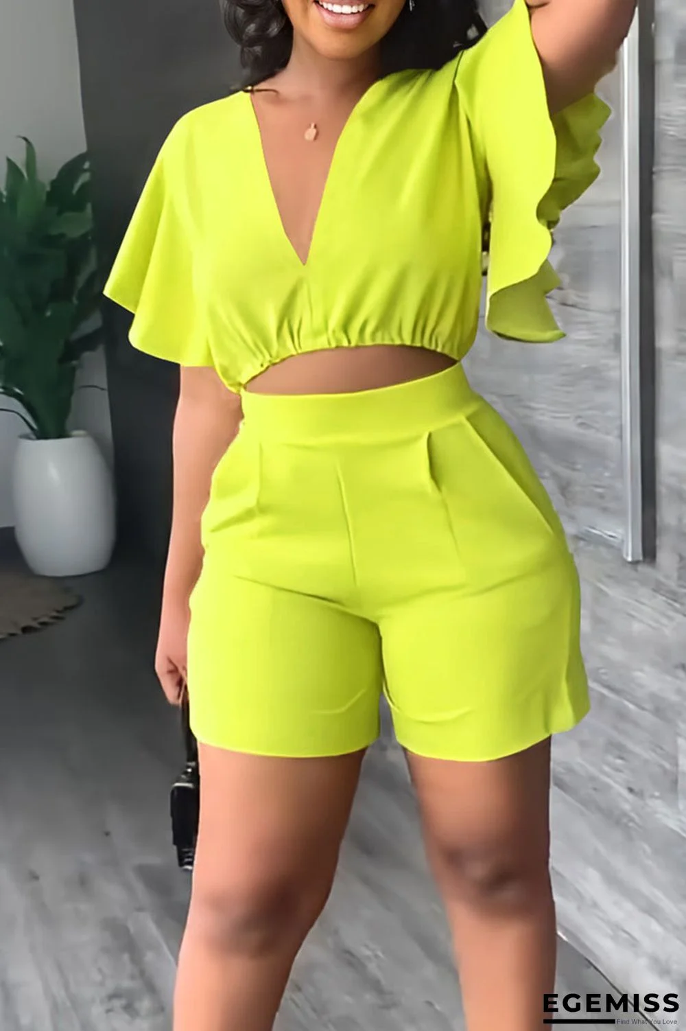 Fluorescent Yellow Casual Solid Patchwork Flounce V Neck Short Sleeve Two Pieces | EGEMISS