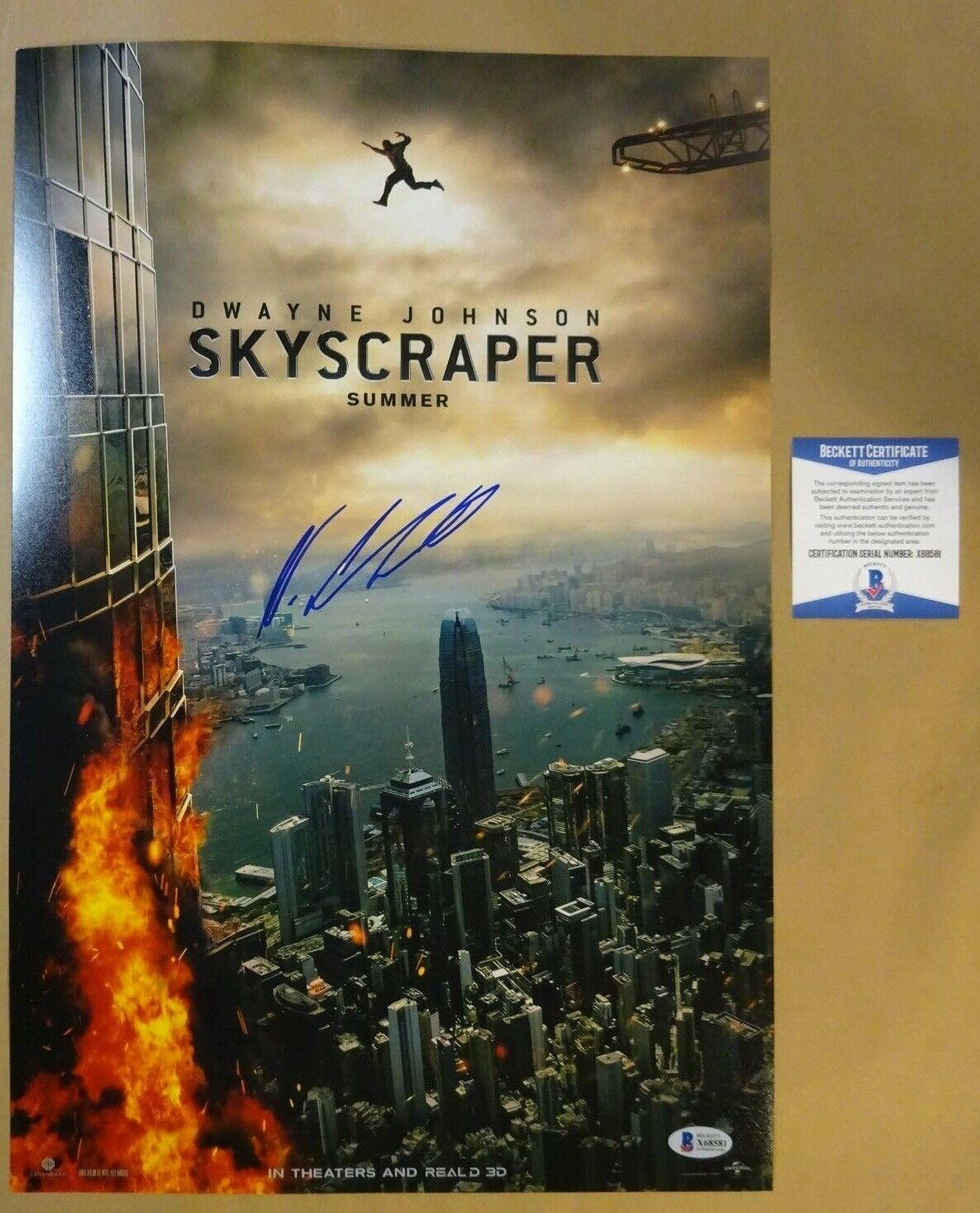 Signed NEVE CAMPBELL Autographed SKYSCRAPER 12x18